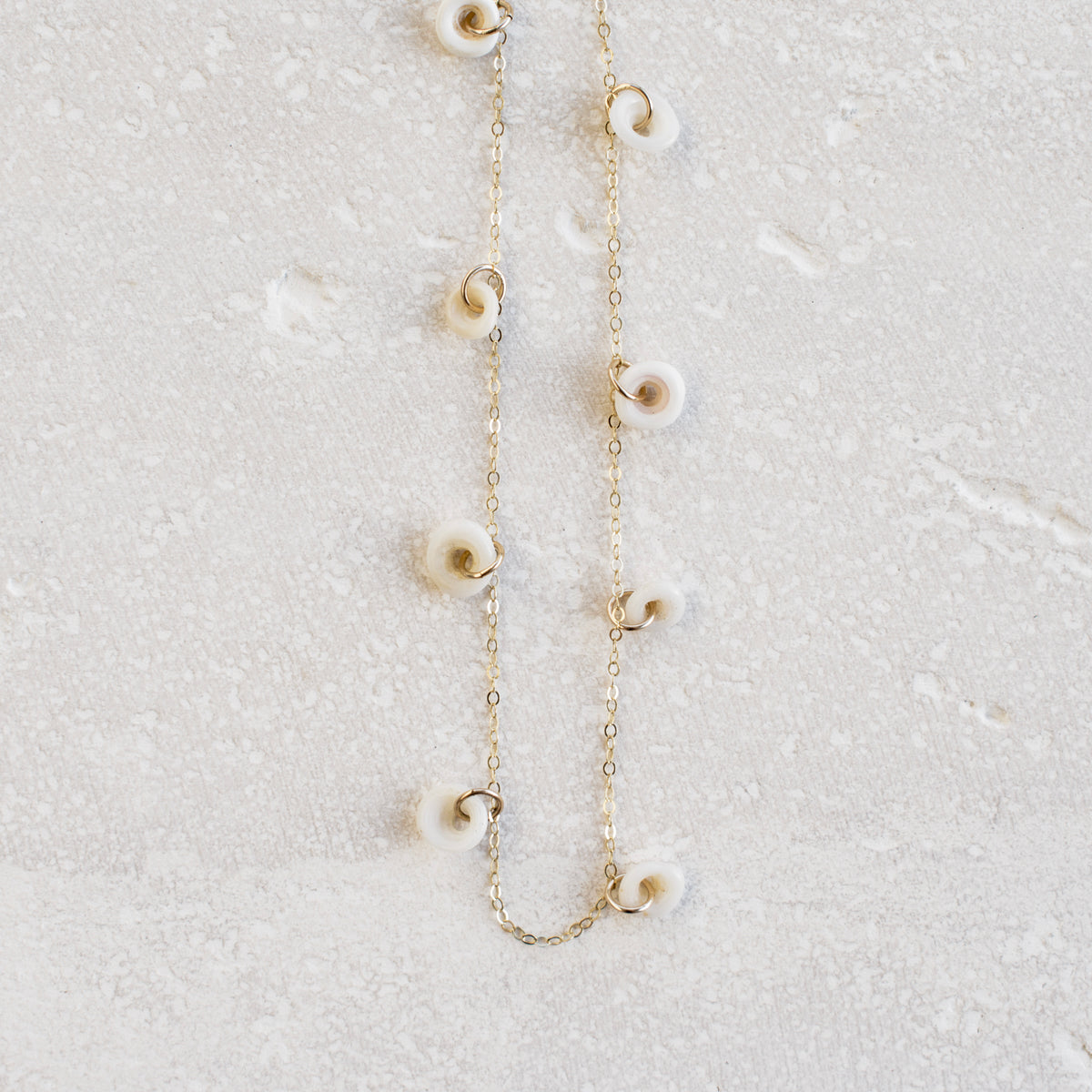 Puka Shaker Choker
