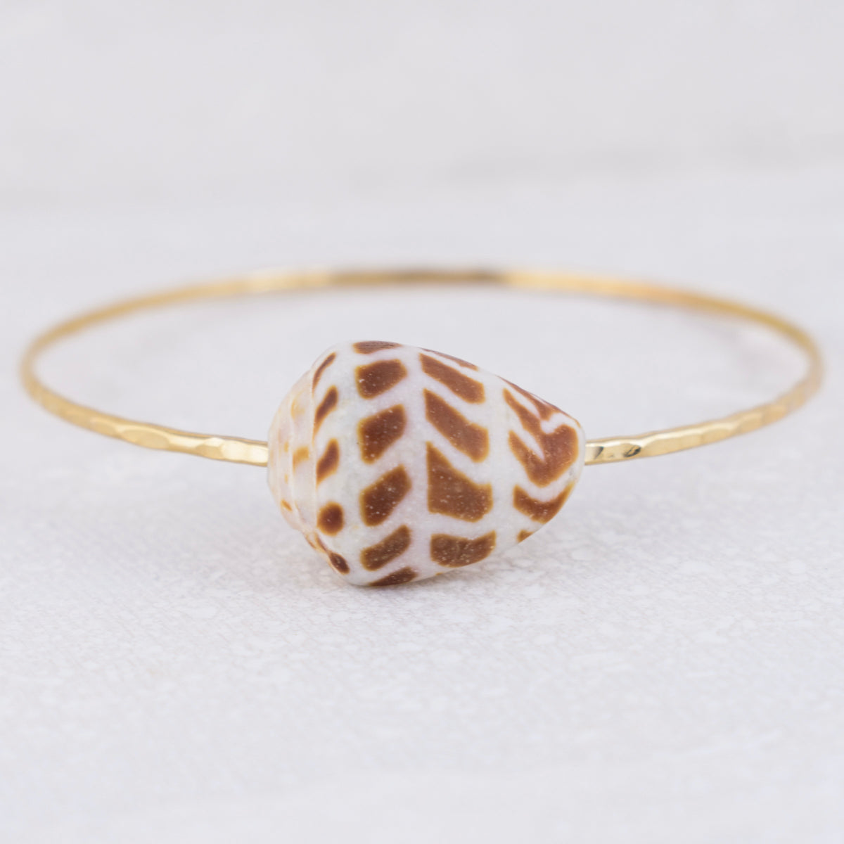 Kua Bay Shell Bangle